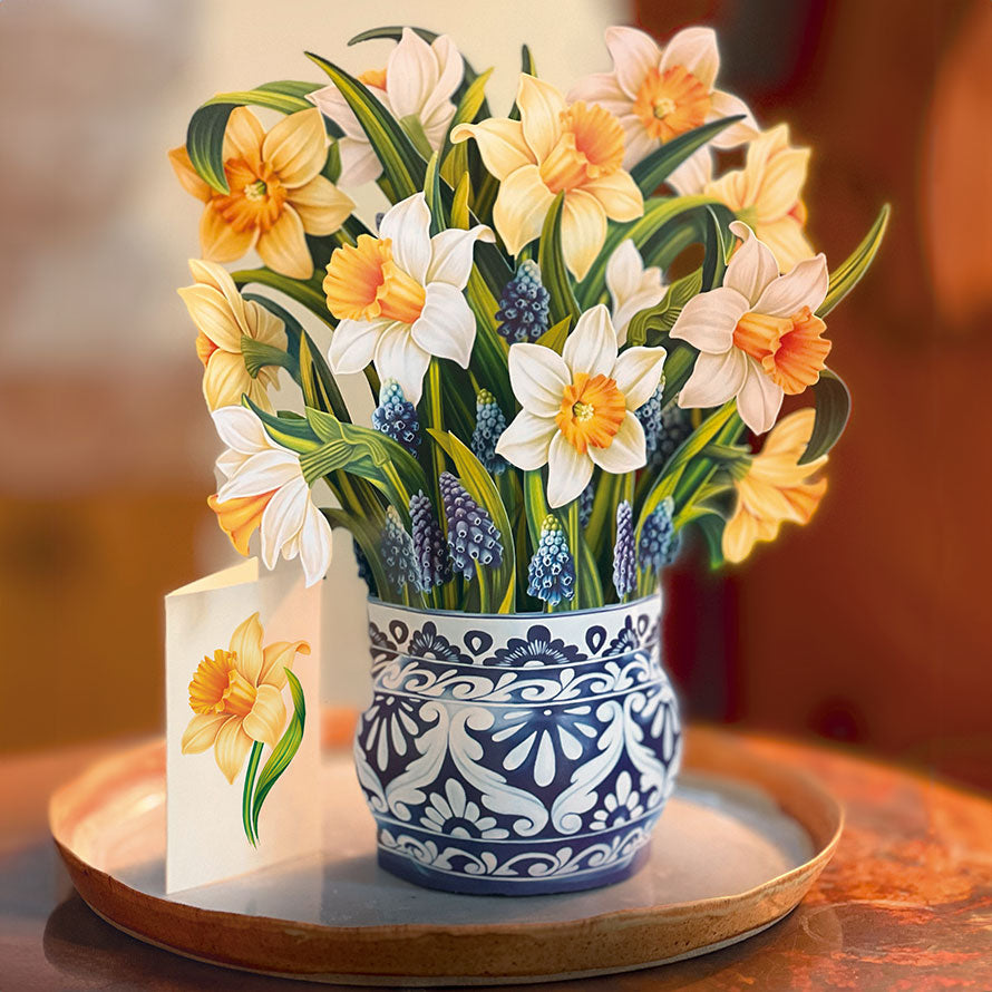 Daffodils Paper Flower Bouquet | FreshCut Paper Spring Décor