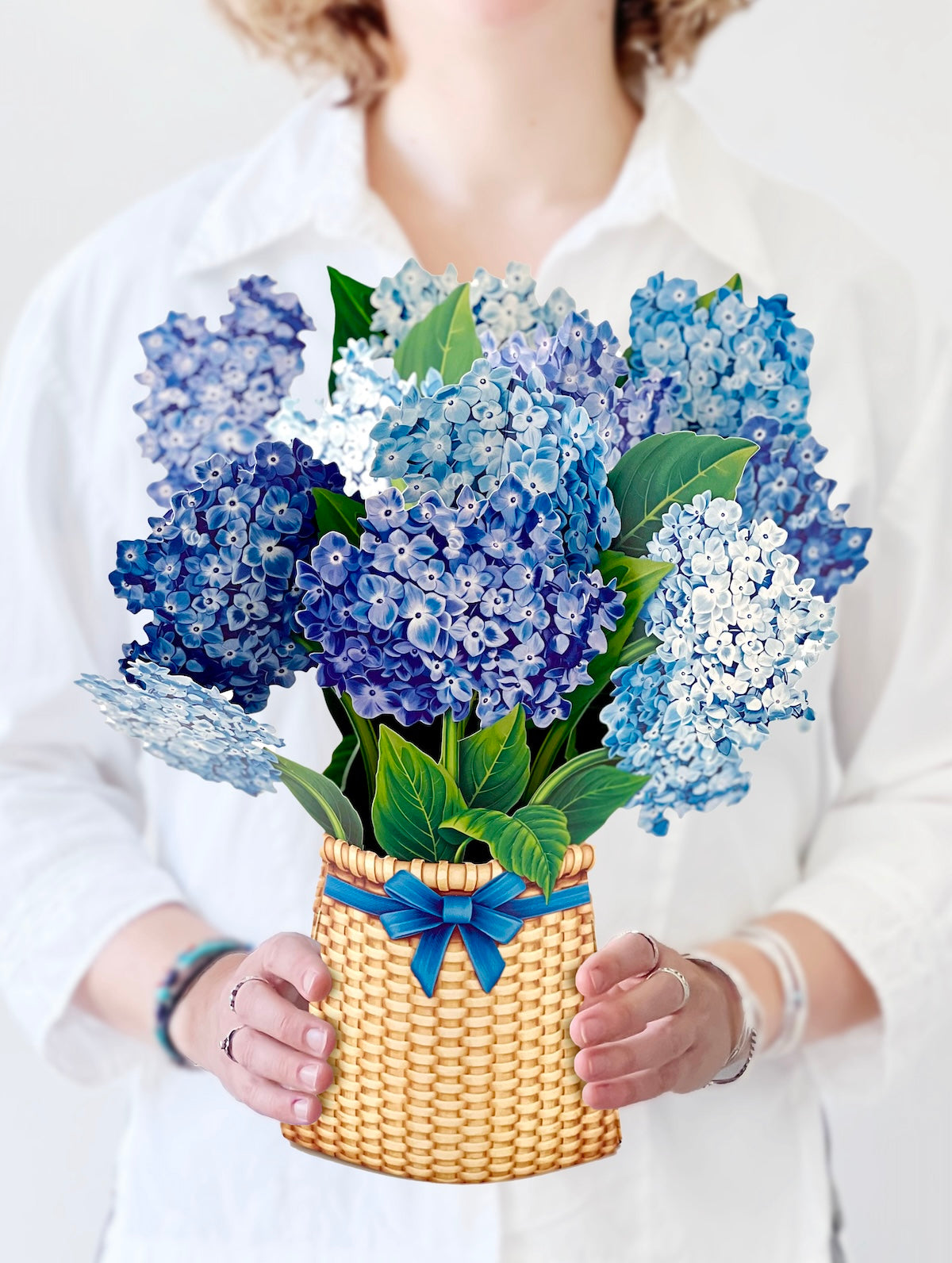 Freshcut Paper Pop Up Flowers Nantucket Hydrangeas 3d Greeting Card